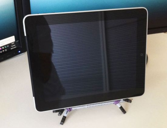 pencil ipad stand 05