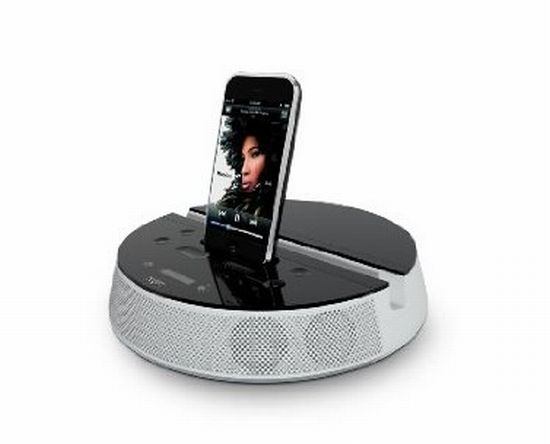 solar powered audio dock 01