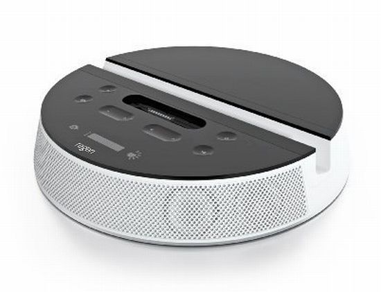 solar powered audio dock 02