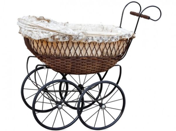 vintage-retro-baby-carriage-pram-Yuriy-Chaban-iStock_000014538665Small-615x520