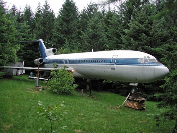 Bruce Campbell's 727 Home Project