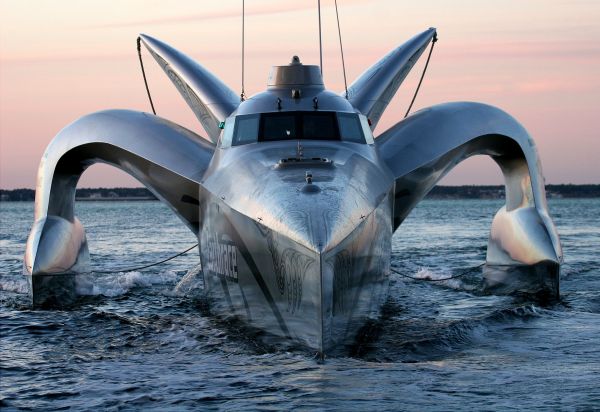 earthrace-yacht